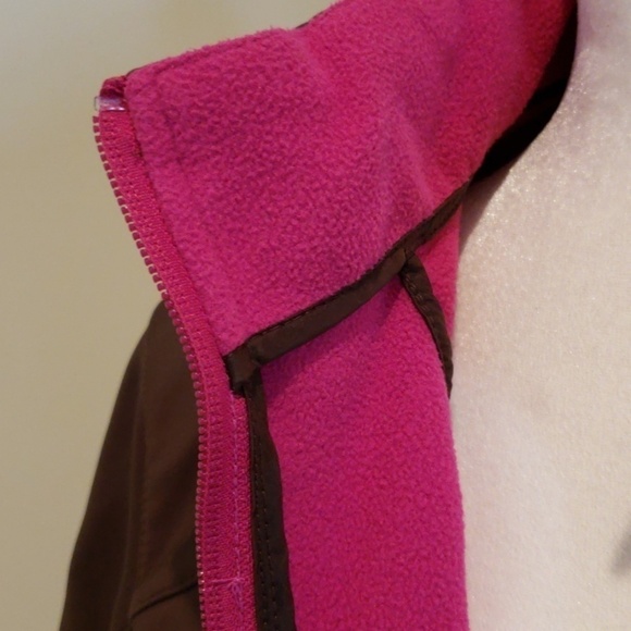 Nike Athletic Jacket w/ Bright Fleece Lining - Picture 3 of 4